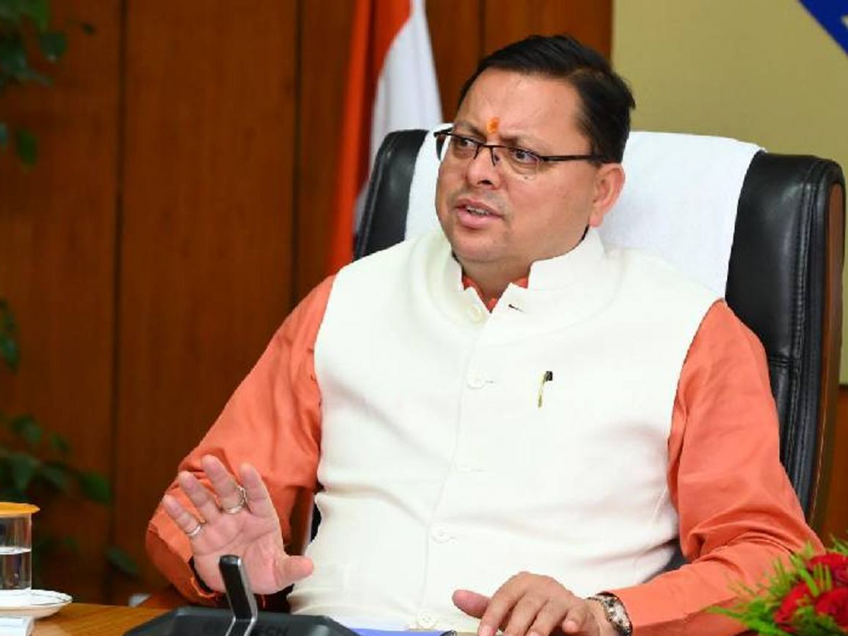 मुख्यमंत्री पुष्कर सिंह धामी ने उत्तराखंड स्थापना दिवस को लेकर बैठक ली।